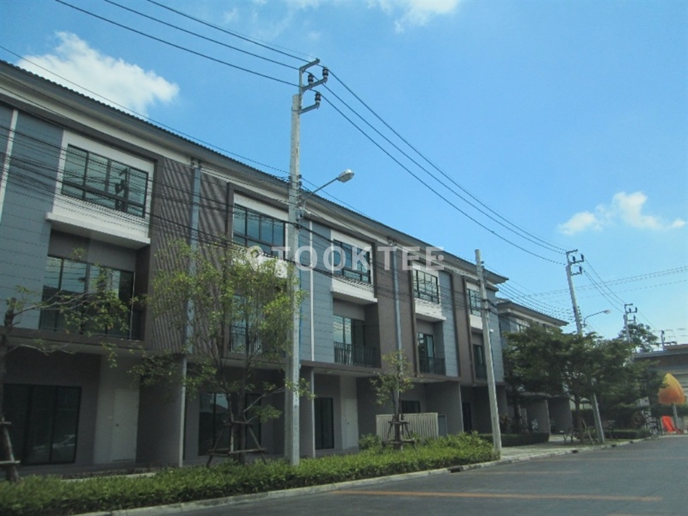 เดอะ คอนเนค 32 ลาดพร้าว 126